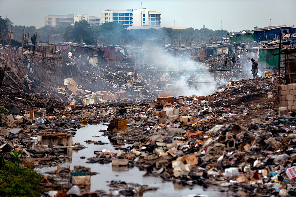 Electronic Waste Dumpsite Photographs and text by Renée C Byer